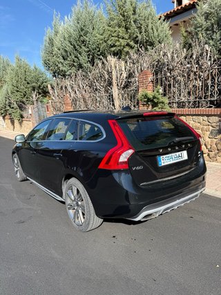 Volvo V60 2015