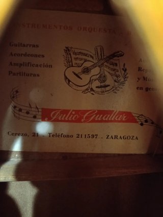 Laúd español de 12 cuerdas