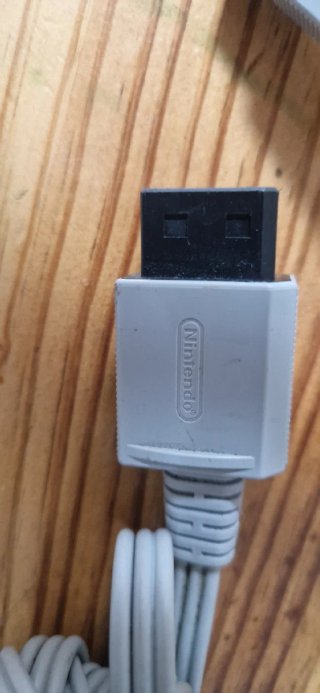 Accesorios Nintendo Wii: Cables y Sensor