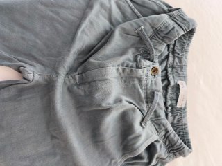 Pantalón verde Zara