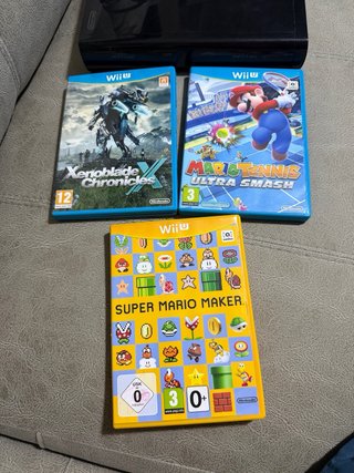 Nintendo Wii U Negra + 5 juegos
