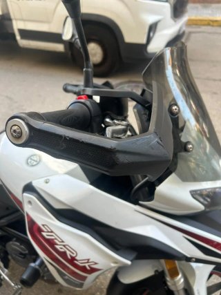 Benelli TRK 250 Adventure