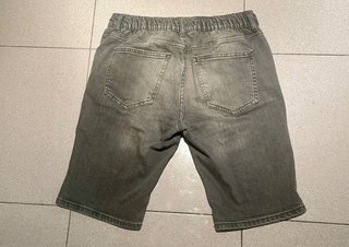 Bermudas Vaqueras Grises Talla S