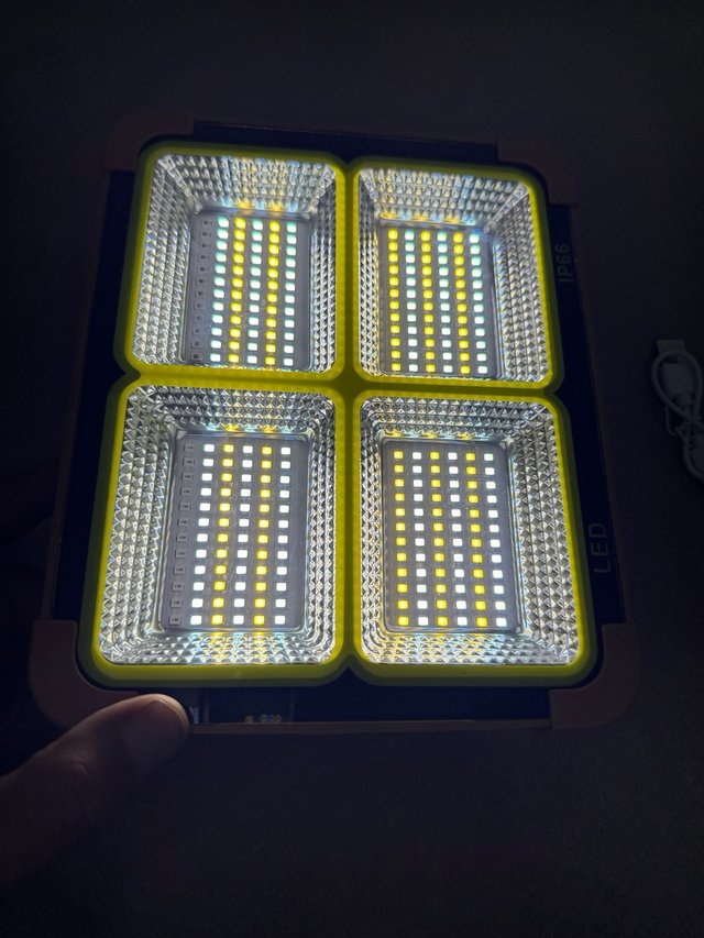 Luz solar Portatil con power Bank 12000mAh