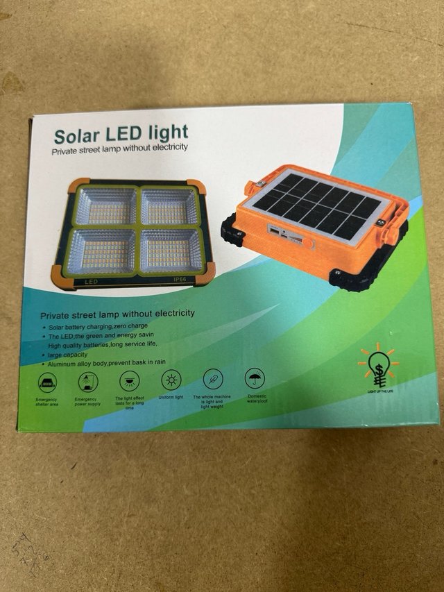 Luz solar Portatil con power Bank 12000mAh