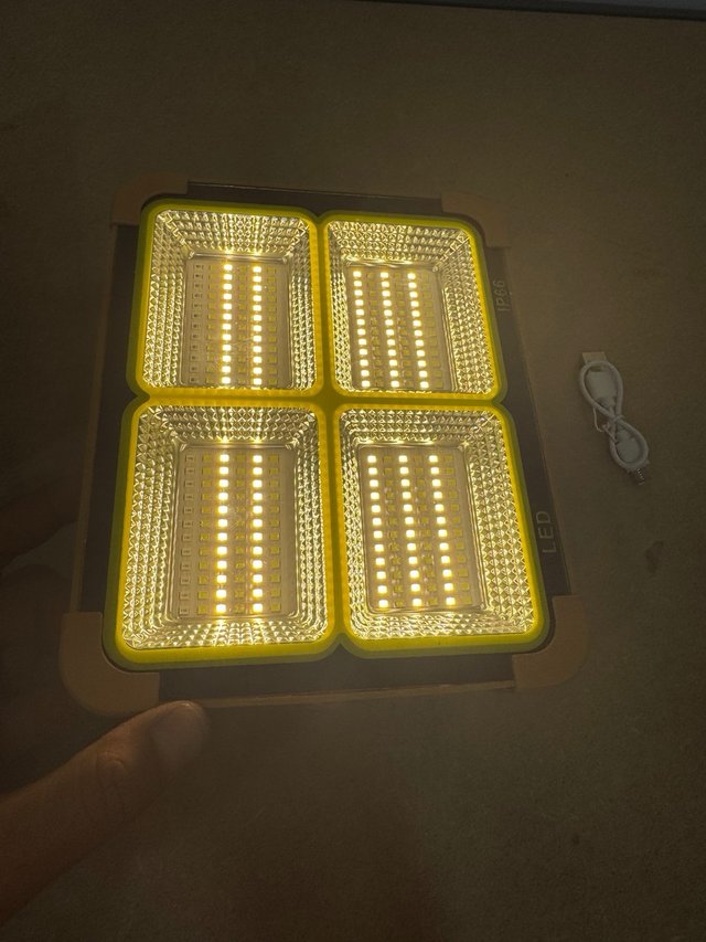 Luz solar Portatil con power Bank 12000mAh