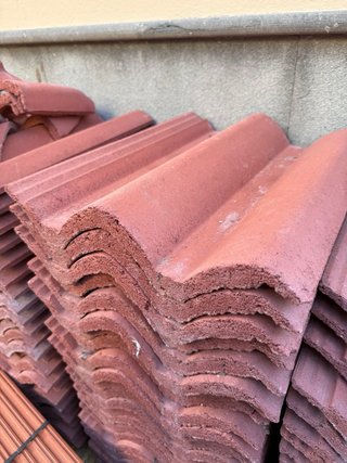 Lote de Tejas Mixtas, Cumbreras y Ventilación