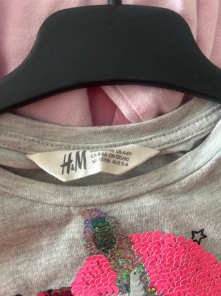 Vestido Gris de Niña H&M con Unicornio