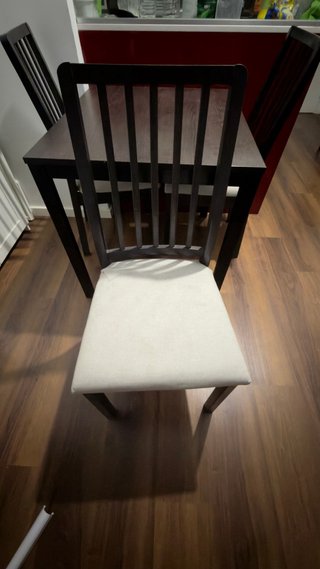Conjunto Mesa y 3 Sillas Comedor Ikea