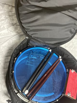 Caja royal1800 con  Parche Azul honsuy