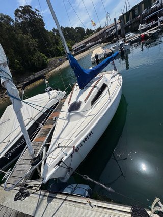 Velero Polikea Stream 550