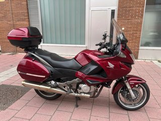 Honda NT700V Deauville