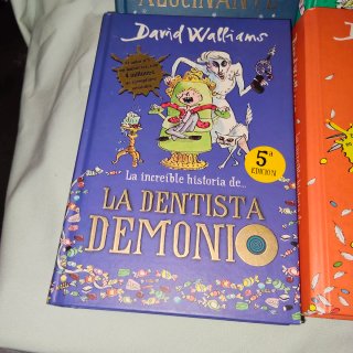 Libros juveniles David Wallisms