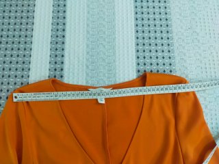 Blusa satinada fruncida H&M