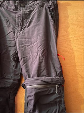 Pantalón Quechua niño T8-9 convertible