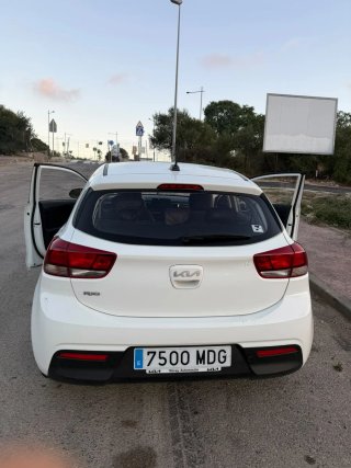 KIA Rio 2023