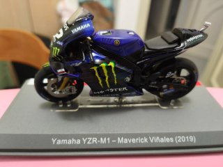 Modellino Yamaha YZR-M1 Maverick Viñales (2019)