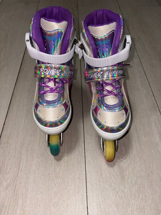 Patines en línea infantiles morados con luces