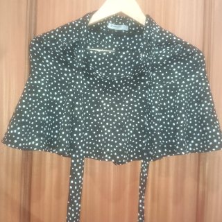 Falda corta Stradivarius lunares