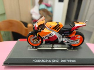 Modellino Honda RC213V Dani Pedrosa