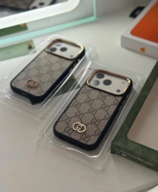 Funda iPhone 17 Pro Gucci