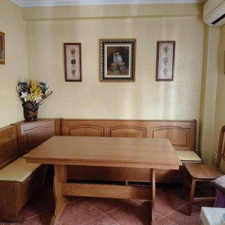 Mesa cocina y banco rinconera madera