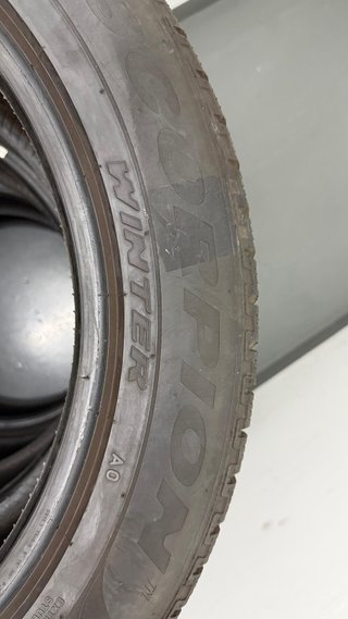 4 Neumáticos Pirelli Scorpion Winter 285/45 R20
