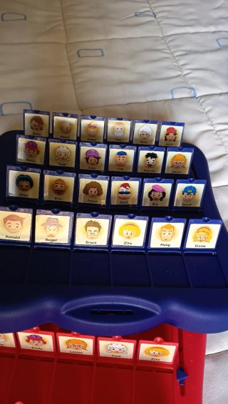 Juego de Mesa Personaje Oculto Toca Toca