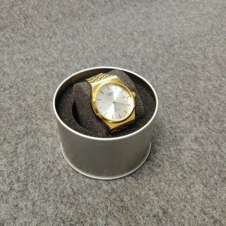 Reloj Casio Dorado y Plateado