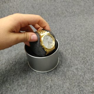 Reloj Casio Dorado y Plateado