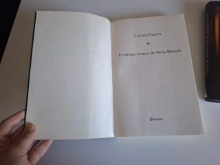 Lote 2 libros Lorena Franco