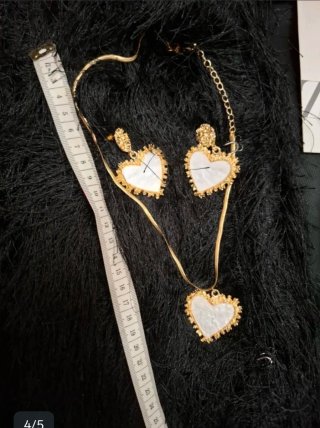 Juego de Collar y Pendientes Corazón Zara