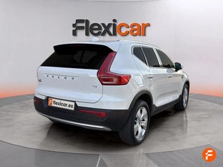 Volvo XC40 2.0 T5 AWD Momentum Auto