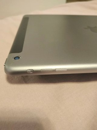 Apple iPad Air 16GB WiFi + Cellular 9,7