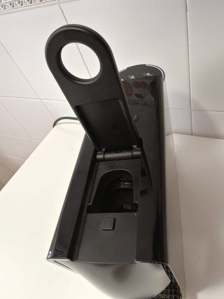 Cafetera Nespresso Krups Essenza Mini