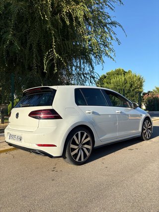 Volkswagen Golf R-Line TDI 2.0