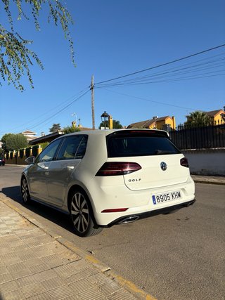 Volkswagen Golf R-Line TDI 2.0