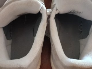 Adidas Campus Grises y Blancas Talla 43.5
