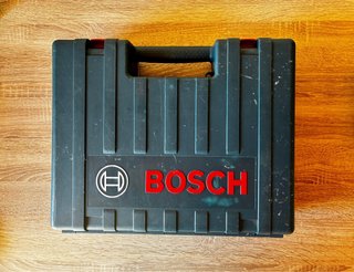 Bosch GWS 9-115 Professional + maletín
