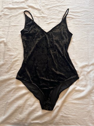 Body terciopelo H&M Talla S