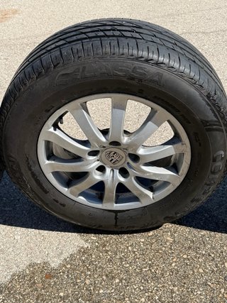 Juego 4 Llantas Porsche Cayenne 17" + Neumáticos