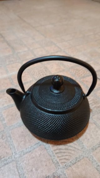 Tetera Hierro Fundido 0.6L Negra