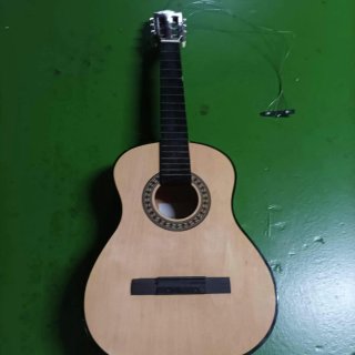 Guitarra infantil