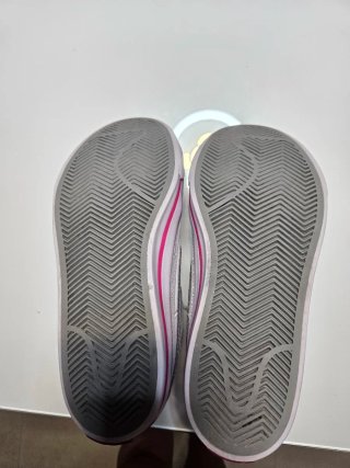 Zapatillas Nike Blancas numero 33