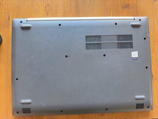 Lenovo IdeaPad 330 15,6 i3-8130U 8GB RAM SSD