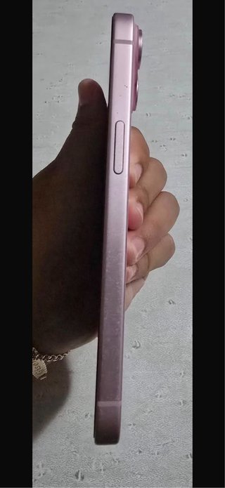 iPhone 15 Rosa