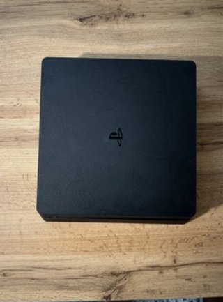 PS4 (PlayStation 4) Negra + Mando + Juego