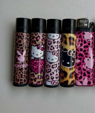Mecheros Kitty y Playboy cliper