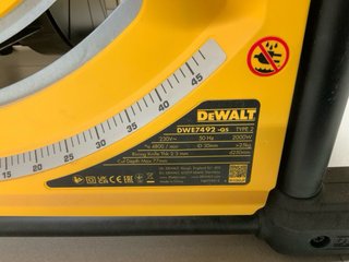 Sierra de mesa DeWalt DWE7492-QS-Nueva
