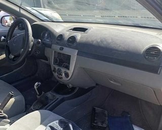 Chevrolet puerta trasera izquierda lacetti 466462